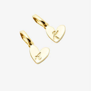 Ciondoli Personalizzati in Argento Sterling 925 Placcato Oro, Charm a Forma di Cuore con Iniziale in Oro Riempito per Collane e Bracciali - Product Image 4