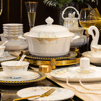 Jingdezhen Ensemble de vaisselle en céramique de luxe Combinaison légère de baguettes d'assiette de bol à usage domestique pour les festivals et les occasions spéciales