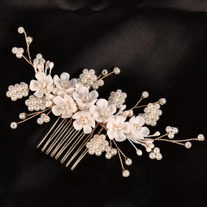หวีเสียบ<span class=keywords><strong>ผม</strong></span>ไข่มุกสีขาวทำมือสำหรับผู้หญิงอุปกรณ์เสริมทรง<span class=keywords><strong>ผม</strong></span>สำหรับงานแต่งงานของเจ้าสาว - Product Image 3