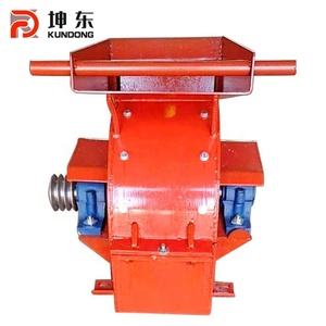Concasseur à marteaux compact à petite échelle, entraîné par courroie, moteur diesel, capacité <span class=keywords><strong>max</strong></span>. 3t/h, équipement de concassage fin pour l'extraction d'or, facile à utiliser - Product Image 4