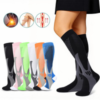 Chaussettes de sport pour adultes, respirantes, à séchage rapide, spécialisées dans le cyclisme en plein air, avec logo personnalisé, chaussettes de compression en nylon