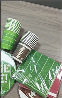 Vaisselle jetable pour fête d'anniversaire sur le thème du football américain pour enfants : assiettes en papier, serviettes, nappe, bannière, sacs cadeaux, décorations