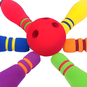 Jeu de bowling 6 quilles <span class=keywords><strong>en</strong></span> <span class=keywords><strong>mousse</strong></span> de caoutchouc NBR pour enfants, fabriqué <span class=keywords><strong>en</strong></span> Chine par un fabricant OEM, pour les sports d'intérieur - Product Image 2