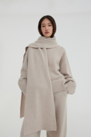 Ensemble Deux Pièces Élégant Femme en Cachemire et Laine avec Écharpe – Pull en Maille Uni Personnalisable