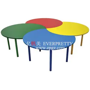 स्कूल इस्तेमाल किया बालवाड़ी कक्षा फर्नीचर बच्चों छात्र चाँद आकार 4-व्यक्ति Combinable के लिए रंगीन टेबल डेस्क टेबल