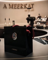 Impresión de logotipo personalizado Bolsas de papel Kraft respetuosas con el medio ambiente Venta al por mayor Servicio OEM de alta calidad Tamaño personalizado Embalaje de cartón estándar