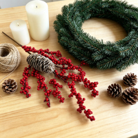 53 cm lange, künstliche Weihnachtszweige mit roten Beeren und schneeweißen Tannenzapfen, hohe Vase, festliche Tischdekoration, umweltfreundliche Dekoration