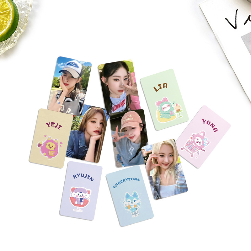 5Pcs/Set KPOP ITZY WDZY Christmas Cartoon Selfie Photocards List