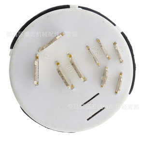 สวิตช์กุญแจสตาร์ทรถขุด JCB รุ่น 01182528 พร้อมกุญแจสตาร์ท - Product Image 2