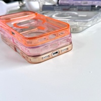 Coque de protection transparente en TPU de haute qualité avec chargement magnétique sans fil pour iPhone 17 16 15 Pro Max