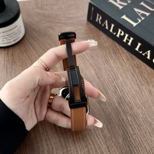 <span class=keywords><strong>Bracelet</strong></span> magnétique en <span class=keywords><strong>cuir</strong></span> pour <span class=keywords><strong>Apple</strong></span> <span class=keywords><strong>Watch</strong></span> 42mm 40mm 44mm 46mm 49mm <span class=keywords><strong>Bracelet</strong></span> de montre Ultra Series 11 10 9 8 <span class=keywords><strong>7</strong></span> 6 Ultra <span class=keywords><strong>Watch</strong></span> Strap - Product Image 4