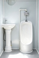 Toilettes portables préfabriquées en panneaux sandwich à structure en acier durable, design moderne, écologiques, pour camping en plein air, parcs, faciles à installer