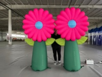 Décoration florale gonflable géante pour événements et fêtes / Daisy gonflable rose personnalisée avec lumière LED pour exposition en centre commercial