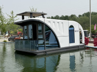 Maison flottante personnalisable, maisons modulaires préfabriquées, maison flottante écologique extensible, installation rapide, villa scolaire