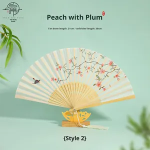 Abanico Plegable Ecológico para Mujer, Diseño Clásico Chino de Estilo Antiguo para Año Nuevo, Portátil y Compacto, Hecho de Bambú - Product Image 3