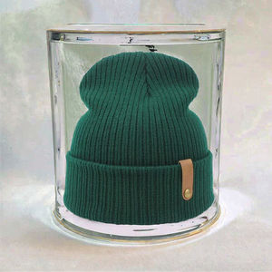 Bonnets d'hiver unisexes personnalisés à rayures, en tricot côtelé chaud avec impression numérique de qualité supérieure, pour le voyage - Product Image 3