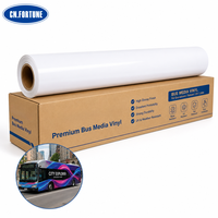 Film adhésif graphique blanc imperméable en PVC 95 microns 140 g/m² pour carrosserie automobile extérieure, directement de l'usine