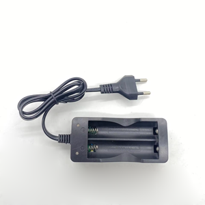 卸売18650バッテリー充電器US/EUプラグ2スロットスマート充電安全急速充電18650リチウムイオン充電式バッテリー - Product Image 2