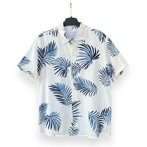 Chemise hawaïenne à manches courtes de qualité supérieure en tissu respirant pour les voyages à la plage et les tenues de villégiature - Product Image 4
