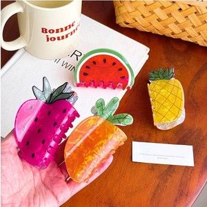 Pinzas de Pelo Coreanas, Accesorios para el Cabello, Pinza de Pelo Acrílica con Diseño de Frutas y Verduras, Fresa - Product Image 4