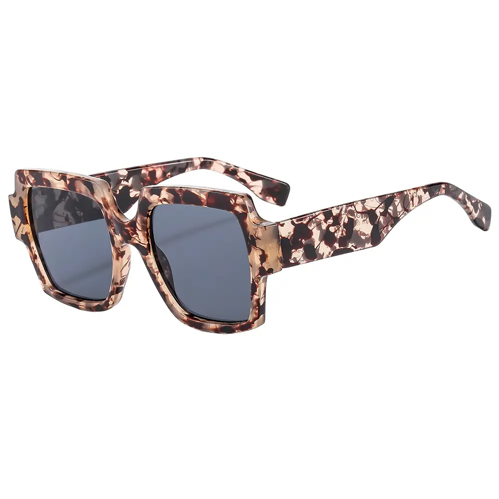 FANXUN M6139 نظارات شمسية للجنسين أزياء صندوق جديد كبير الألوان متطابقة للوجه المضحك في الشارع تصميم أوروبي نمط سيدات أمريكا