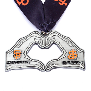 Médaille de défi vierge fabriquée en Chine, médaille en métal doré 3D, récompense de marathon, médailles de sport en bronze avec rubans - Product Image 1
