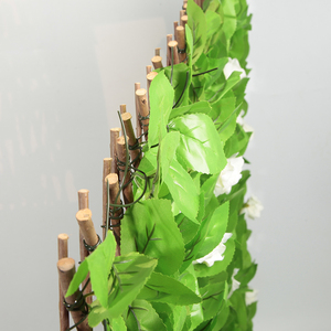 Vendita calda di salice artificiale foglia di salice Stretch traliccio recinzione espandibile per il paesaggio - Product Image 1