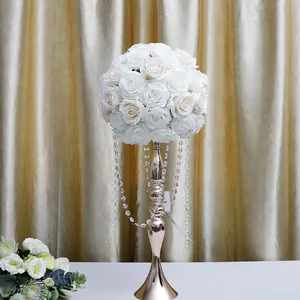 زهور صناعية رخيصة الثمن للغاية كرات زهور بيضاء لتزيين طاولات حفلات الزفاف زهور للتزيين