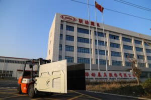 Гидравлический захват для картонных коробок Liandong для вилочного погрузчика, с импортными клапанами и 4-ступенчатым регулятором давления для безопасной работы - Product Image 2