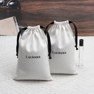 Pochette cadeau en mousseline écologique recyclable avec logo personnalisé pour mariage, sac anti-poussière en sergé de coton biologique avec cordon de serrage, vente en gros - Product Image 1