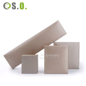 Caja de Papel de Imitación de Joyería de Alta Gama, Diseño de Empaque Personalizado, Caja de Papel de Joyería de Cuero PU de Lujo para Anillos, Collares y Joyas - Product Image 1