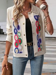 Chaqueta Acolchada de Invierno Unisex para Mujer, Acabado Artesanal, Bordado en Lona, Detalle de Botones, Largo Regular, Forro de Algodón Blanco - Product Image 3