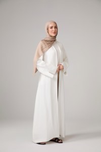 Layyin Hot 86 Màu Sắc Bán Buôn Biểu Tượng Tùy Chỉnh Hồi Giáo Khăn Choàng Đồng Bằng Georgette Hồi Giáo Phụ Nữ Hijab Headscarf Bong Bóng Voan Hijab Khăn - Product Image 3