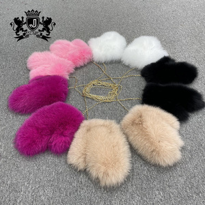 Gants d'hiver de luxe avec chaîne en métal Gants doux pour temps froid Gants thermiques doublés de fourrure de renard véritable pour femmes - Product Image 4