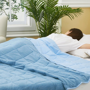 ผ้าห่มถ่วงน้ำหนักแบบเย็นสบาย 15 ปอนด์ ผ้าเจอร์ซีย์ลายมัวร์ ขนาดเตียงคู่ สำหรับผู้ที่นอนร้อน นุ่ม ระบายอากาศได้ดี ผิวสัมผัสนุ่ม ขนาด 48x72 นิ้ว <span class=keywords><strong>สี</strong></span>ฟ้า สำหรับใช้ในบ้านช่วงฤดูร้อน - Product Image 5