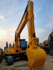 Excavadora de cadenas Komatsu PC210LC casi nueva en venta, alto rendimiento y gran eficiencia - Product Image 5