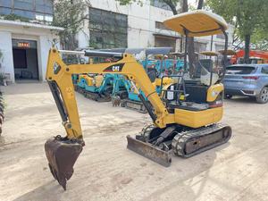 รถขุดขนาดเล็ก Cat301 ราคาประหยัด พร้อมมอเตอร์เดิม น้ำหนัก 2200 กก. ปั๊มไฮดรอลิก MOOG รุ่นปี 2024 สภาพดีเยี่ยมจากญี่ปุ่น - Product Image 2