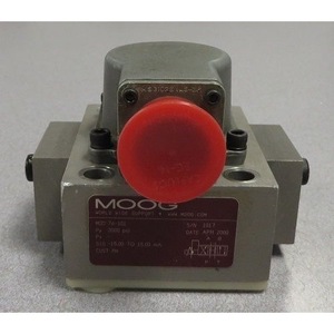 วาล์วเซอร์โว Moog วาล์วปรับสัดส่วน G761-300285 ไส้กรอง หมายเลขซีเรียล 5389 - Product Image 1