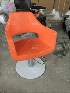 Équipement de salon de <span class=keywords><strong>coiffure</strong></span> de <span class=keywords><strong>coiffure</strong></span> Chaise de <span class=keywords><strong>coiffure</strong></span> marron Chaises de salon uniques pour la coupe de cheveux - Product Image 2