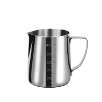 Pichet à Latte Art en Acier Inoxydable Épaissi avec Bec Verseur et Marquages Gradués – Outil Moderne et Minimaliste pour Mousser le Lait – Direct Fabricant