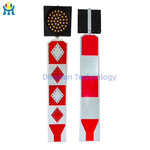 إشارة مرور LED تعمل بالطاقة الشمسية مقاومة للماء مع ضوء وامض أصفر للسلامة المرورية - بيع مباشر من المصنع - Product Image 2