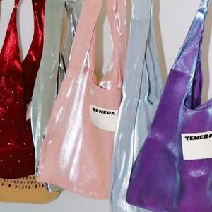 Sac fourre-tout de beauté en satin, sacs fourre-tout en PU brillant, sac fourre-tout lavable avec étiquette, 19 pouces, grande capacité, sac à main - Product Image 4