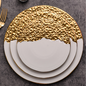 Assiette en céramique blanche à bord doré, motif rocheux, pour restaurant, hôtel, dîner élégant, steak, pâtes, salade - Product Image 1