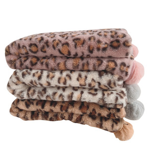 <span class=keywords><strong>Couverture</strong></span> pour bébé en fourrure de lapin véritable à imprimé léopard super douce et mignonne pour bébé, style nordique, printemps-hiver, <span class=keywords><strong>rose</strong></span>, pompons - Product Image 1