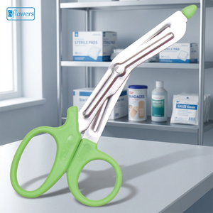 Ciseaux chirurgicaux universels Six Flowers OEM pour paramédicaux, manuels, en acier inoxydable, poignées Chartreuse, certifiés CE, modèle Classe I - Product Image 3