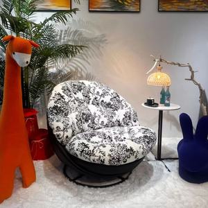 Sillón Moderno Giratorio con Tapicería Floral para Sala de Estar - Product Image 2