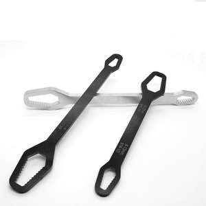 <span class=keywords><strong>Clé</strong></span> <span class=keywords><strong>dynamométrique</strong></span> universelle multifonctionnelle réglable de 8 à 22mm à double tête Outils à main de conception de prune <span class=keywords><strong>auto</strong></span>-serrante Utilisation polyvalente - Product Image 2