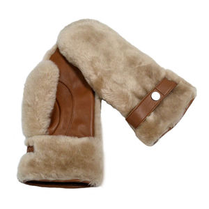 Wholesale Creative Winter Thick Thermal <b>Gloves</b> <b>Warm</b> Women's Leather Fur Real Sheepskin Goatskin Mitten for Touch Screen - Product Image 1