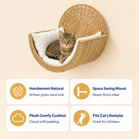 Lit mural tressé pour petits chats, nid suspendu en herbe pour animaux de compagnie avec coussin en peluche blanche, décoration bohème naturelle, maison ronde pour chat pour la maison