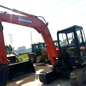 Mini-excavatrice Doosan DH55 d'occasion, modèle 2020, 5 tonnes, avec moteur, boîte de vitesses, pompe, roulement, en vente - Product Image 5